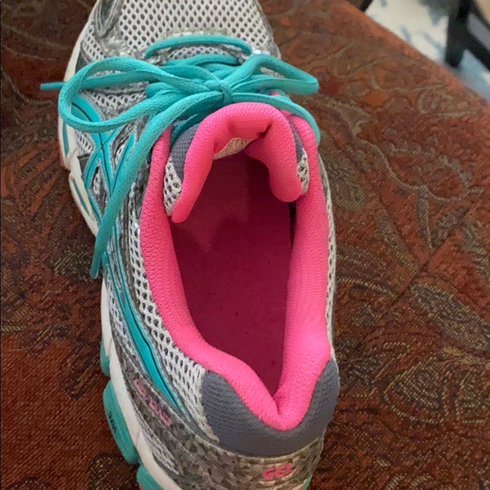 ASICS Running Shoes - Picture 4 of 4